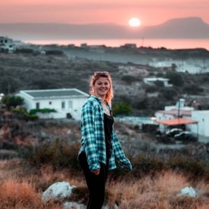 Meet your Posher, Megan